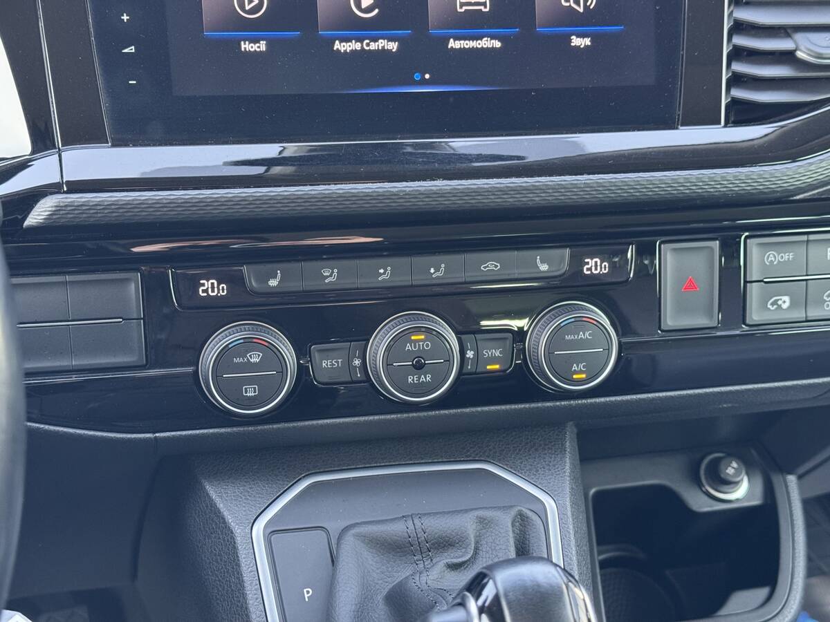 Volkswagen Caravelle 2021 - Тип кузова: Мінівен 