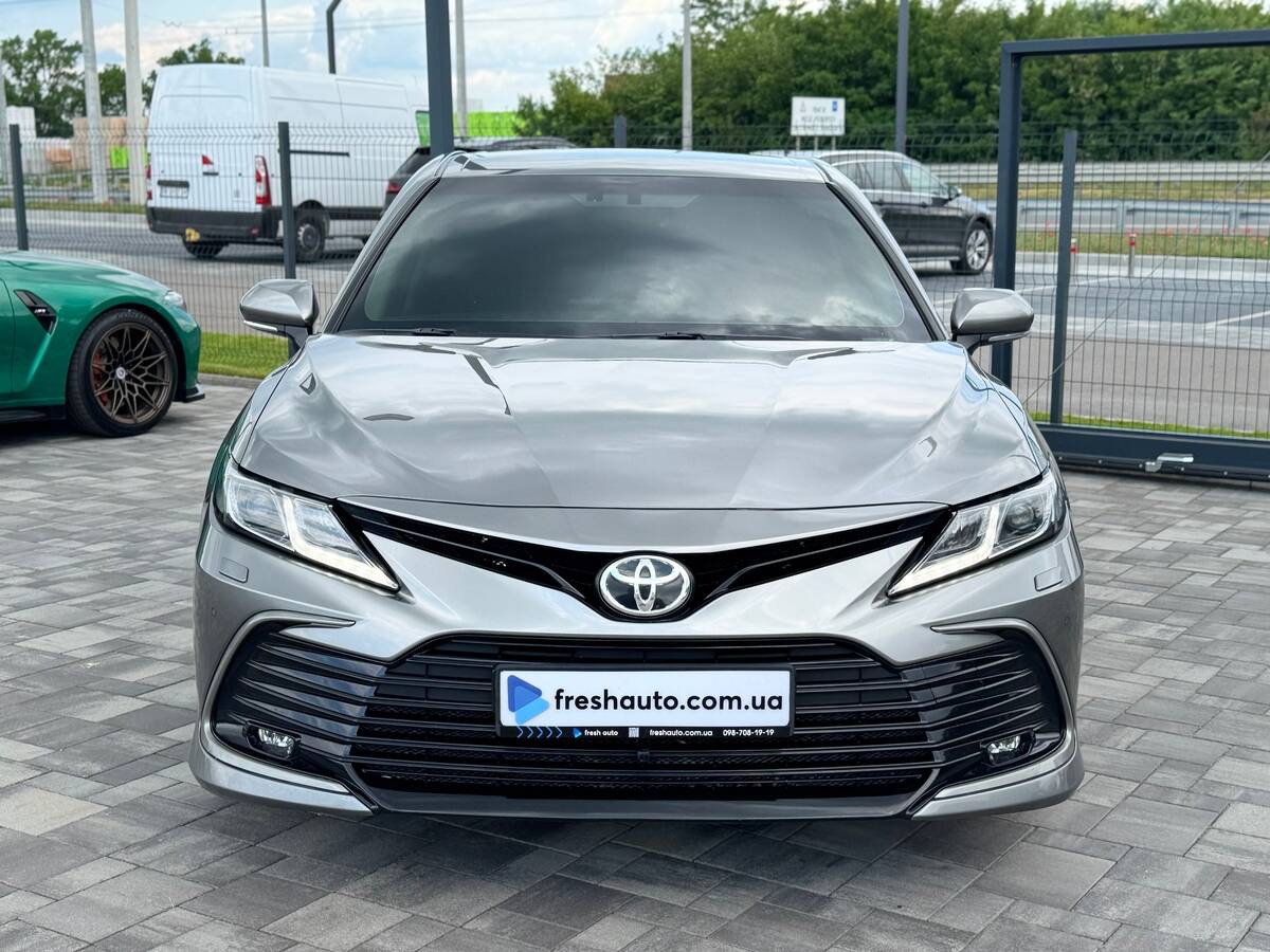 Toyota Camry 2021 - Тип авто: Passengers 