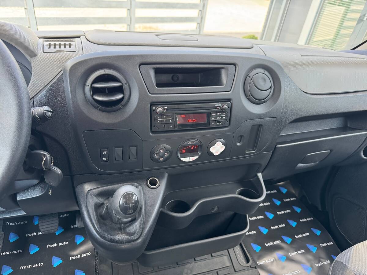 Nissan NV400 2015 - Location: In Ukraine 