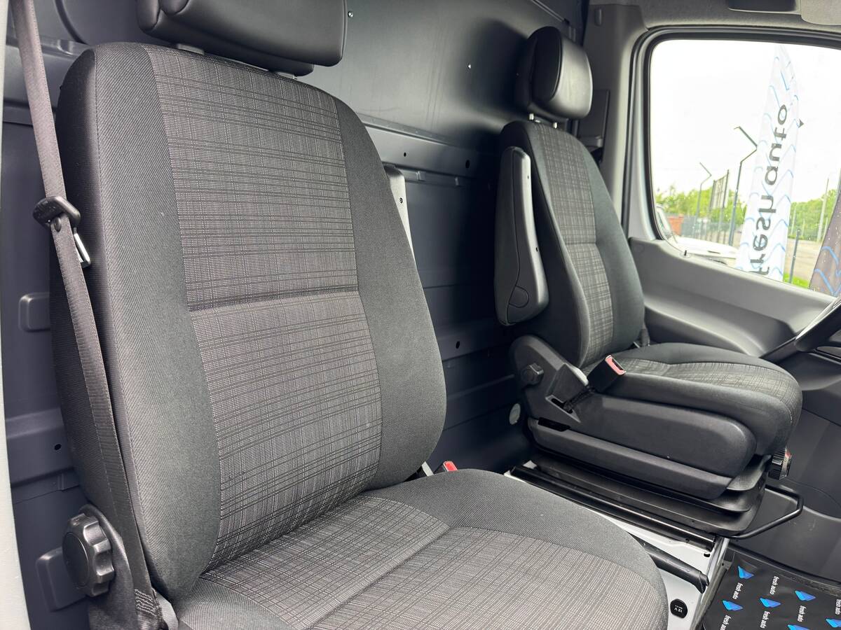 Mercedes-Benz sprinter 2018 - Коробка передач: Автомат 