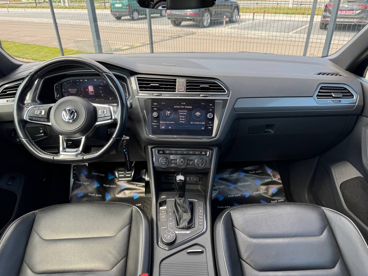 Volkswagen Tiguan 2019 - Потужність: 190 кс