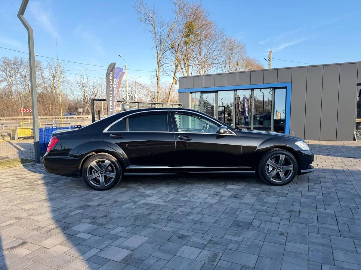 Mercedes-Benz S-Class 2012 - Тип кузова: Седан 