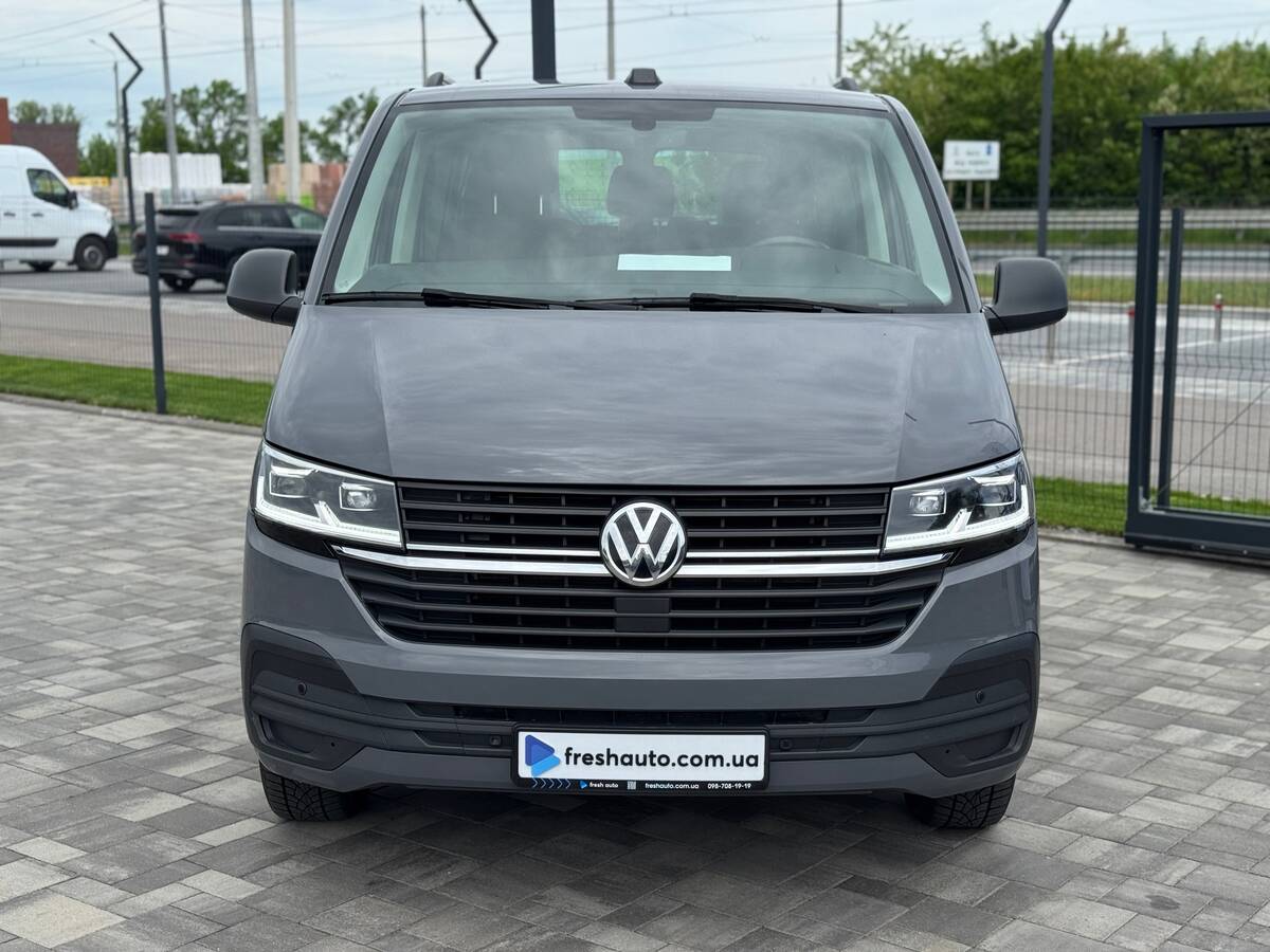 Volkswagen Caravelle 2021 - Number Of Seats: 8 