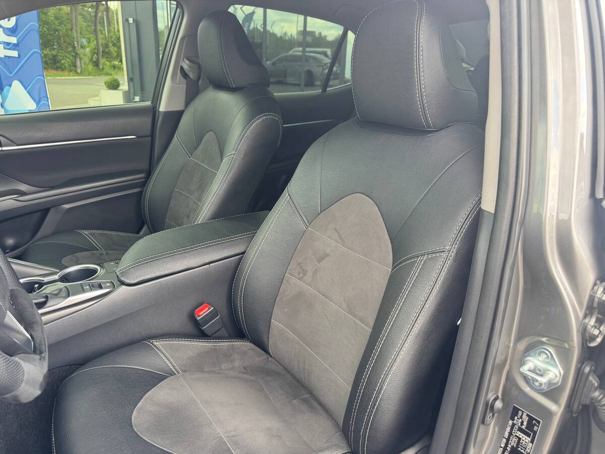 Toyota Camry 2021 - fresh avto