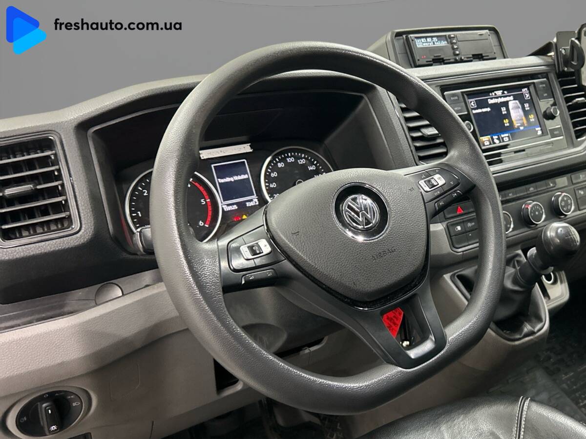 Volkswagen Crafter 2021 - Transmission: Manual 