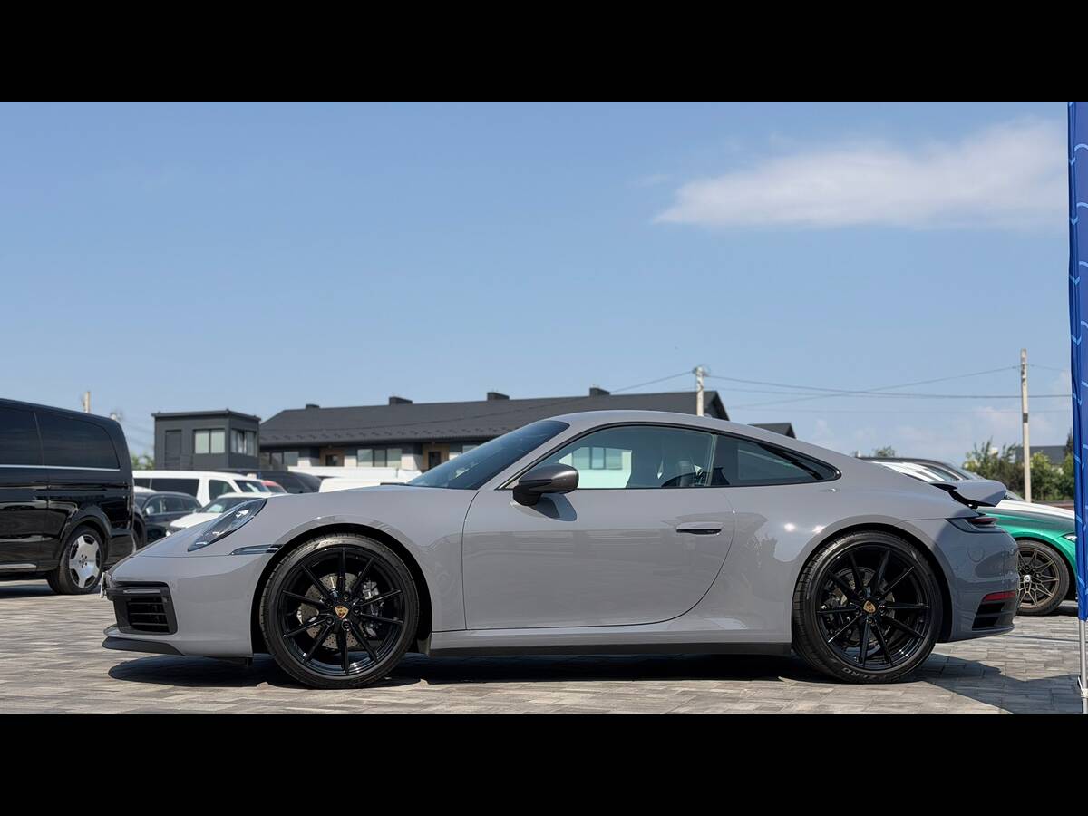 Porsche 911 2024