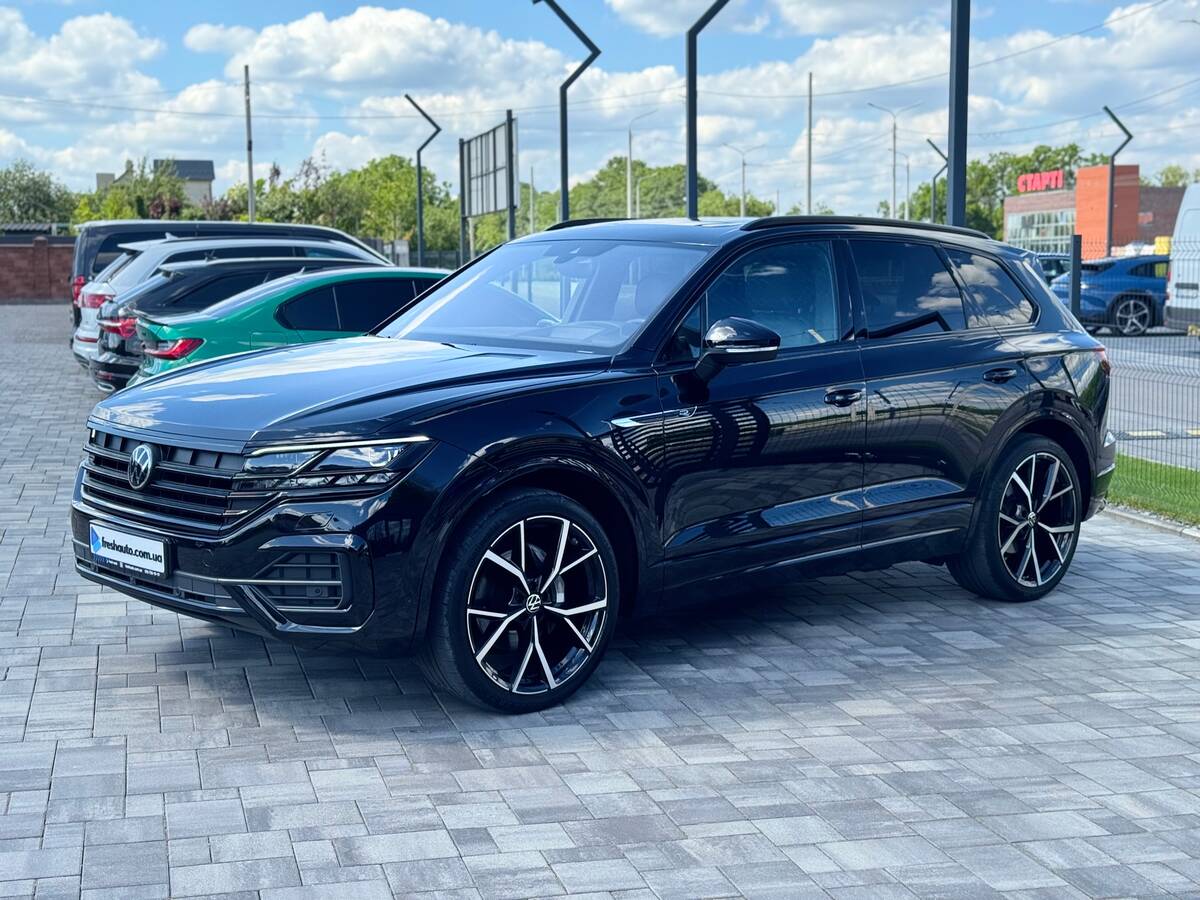 Volkswagen Touareg 2022 - Тип палива: Дизель 
