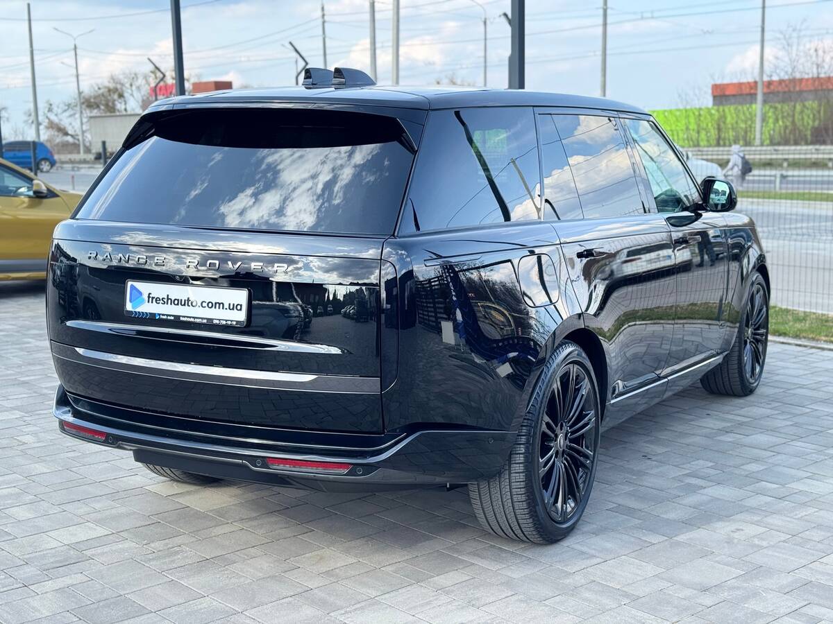 Land Rover Range Rover 2023 - фреш авто