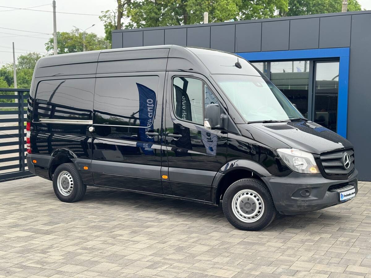 Mercedes-Benz Sprinter 2013 - DriveType: Rear 