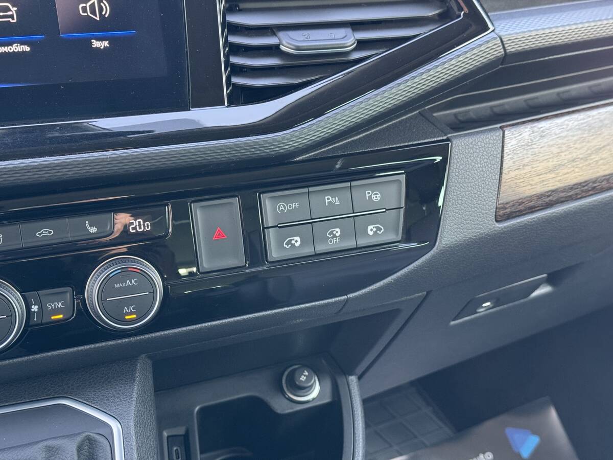 Volkswagen Caravelle 2021 - Потужність: 204 кс