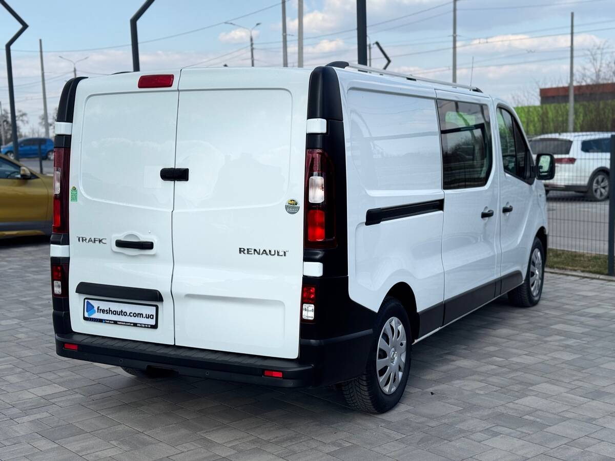 Renault Trafic 2021 - freshauto