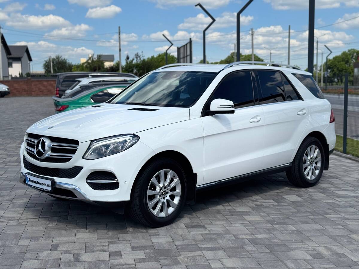 Mercedes-Benz GLE-Class 2018 - Number Of Seats: 5 