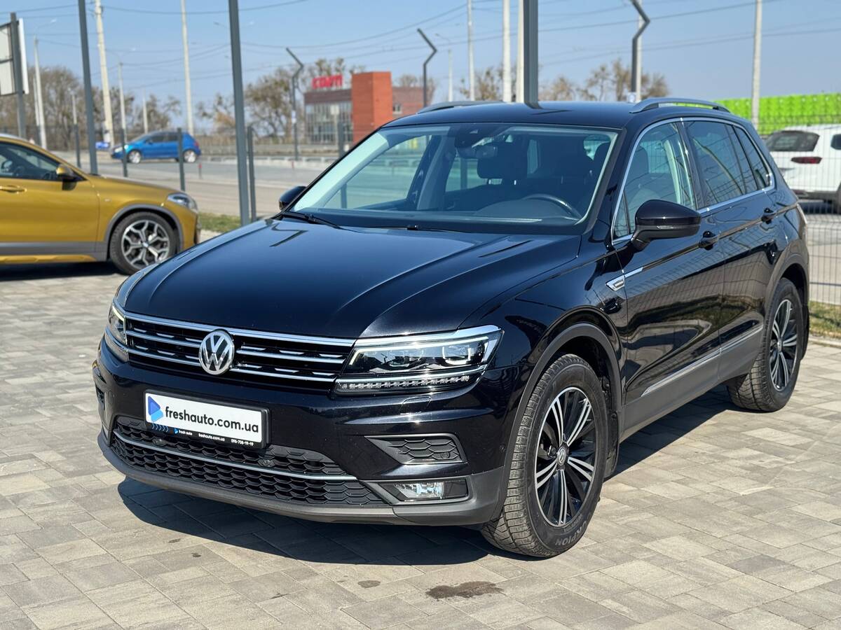 Volkswagen Tiguan 2019 - Привід: Повний 