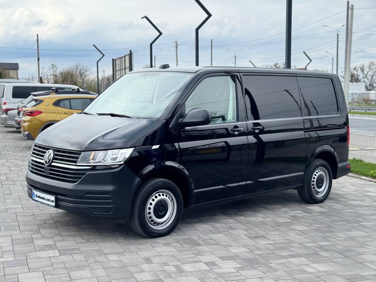 Volkswagen Transporter 2020 - Number Of Seats: 3 