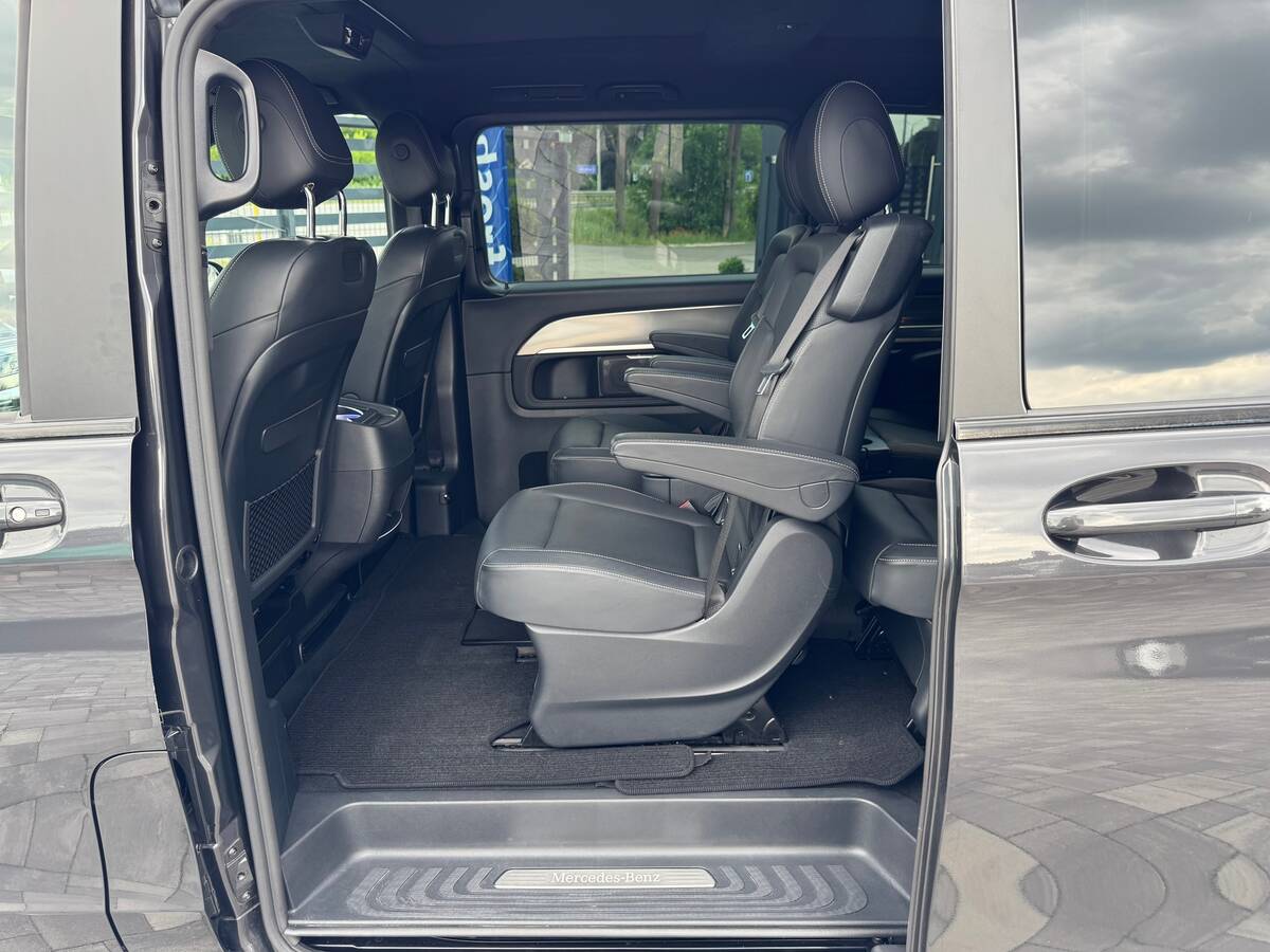 Mercedes-Benz V 300 2021 - Odometr: 77 thnd km