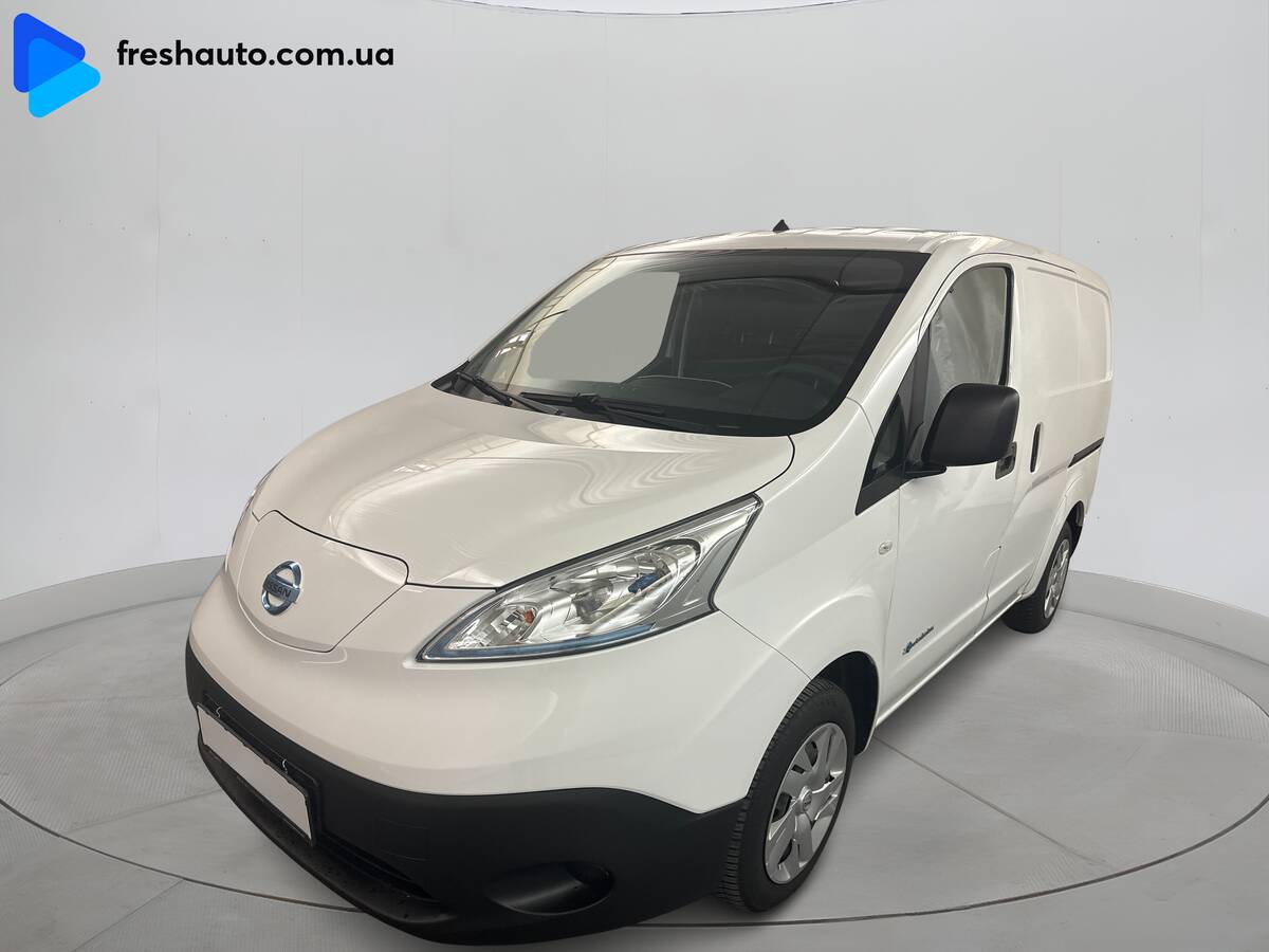Nissan NV200 2020