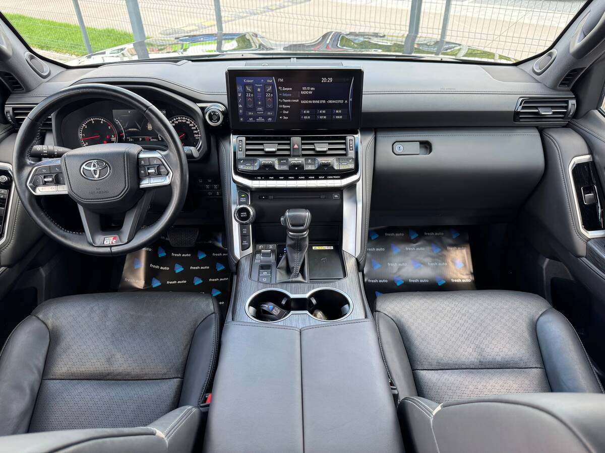 Toyota Land Cruiser 2023