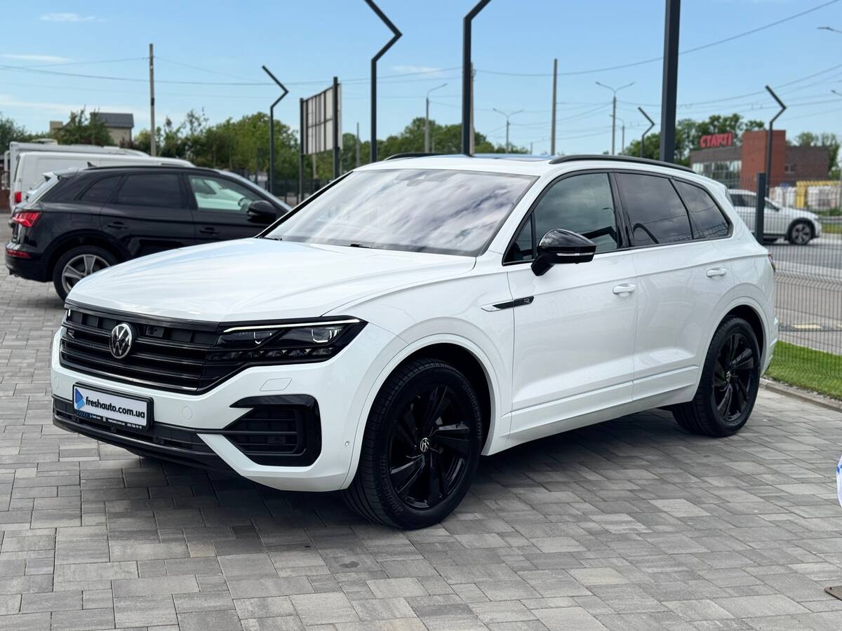 Volkswagen Touareg R 2022 - HP: 286 HP