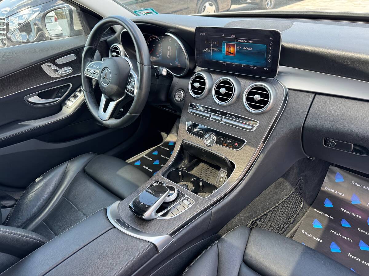 Mercedes-Benz C-Class 2018 - Тип авто: Passengers 