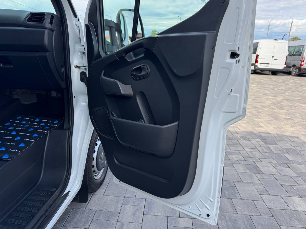 Opel Movano 2019 - Об'єм двигуна: 2.3 л.