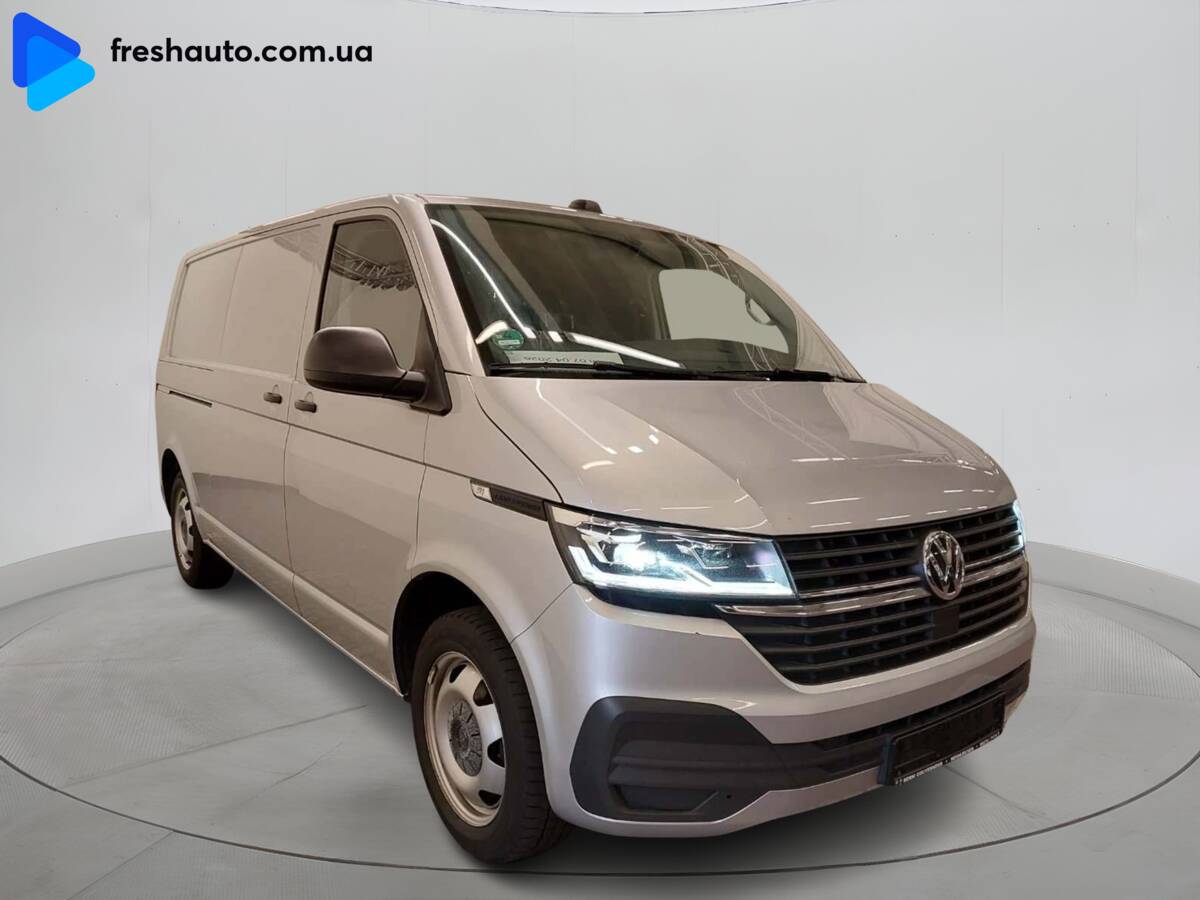 Volkswagen Transporter 2023 - Тип авто: Вантажівки 
