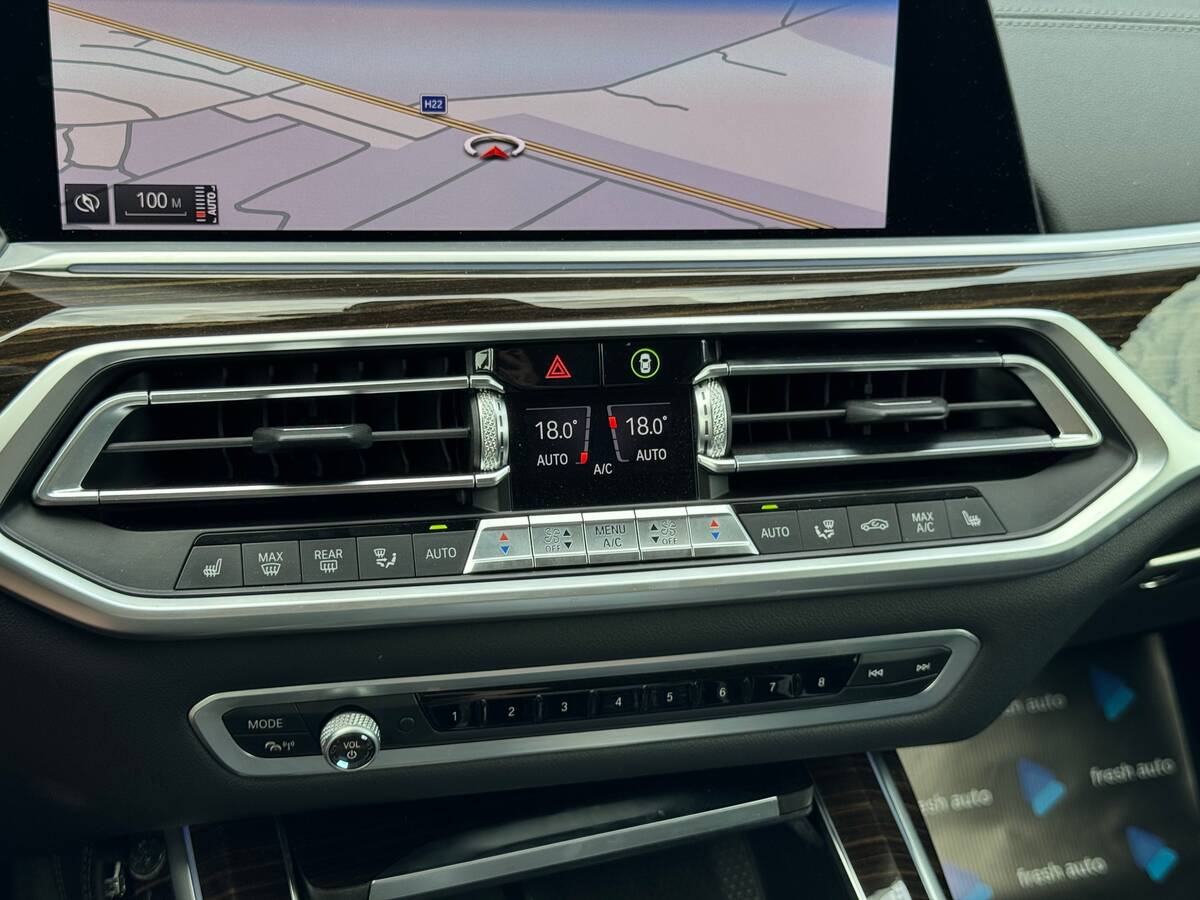 BMW X7 2020 - fresh auto