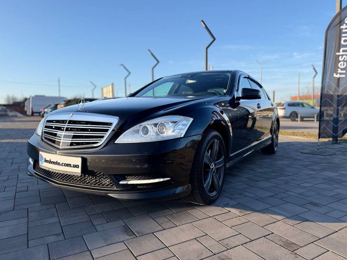 Mercedes-Benz S-Class 2012 - Привід: Повний 