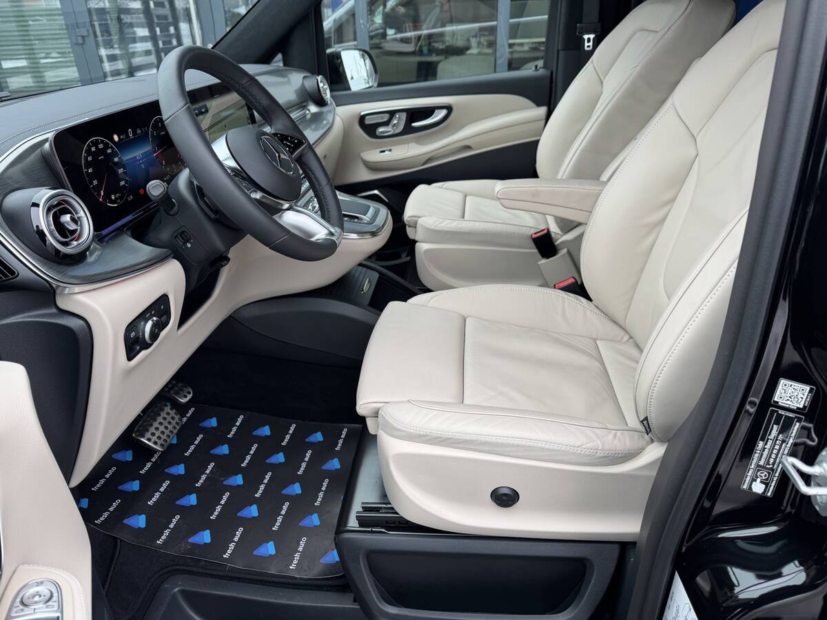 Mercedes-Benz V-Class 2025 - Країна: Німеччина 