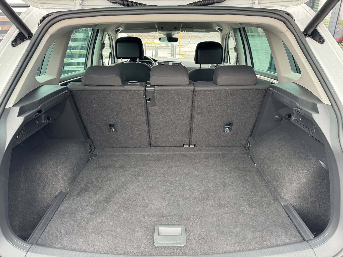 Volkswagen Tiguan 2019 - fresh auto