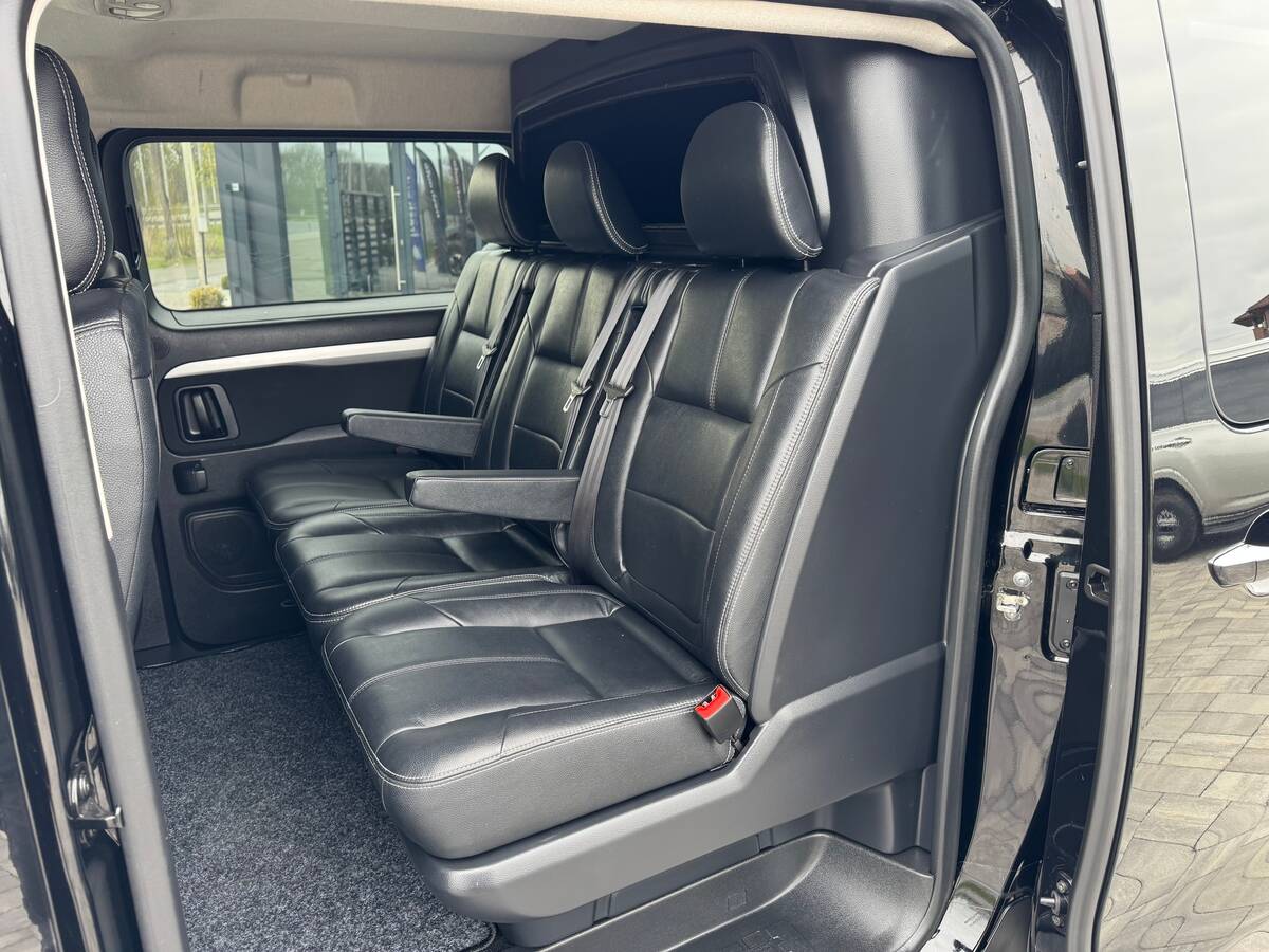 Opel Vivaro 2020 - Odometr: 220 thnd km