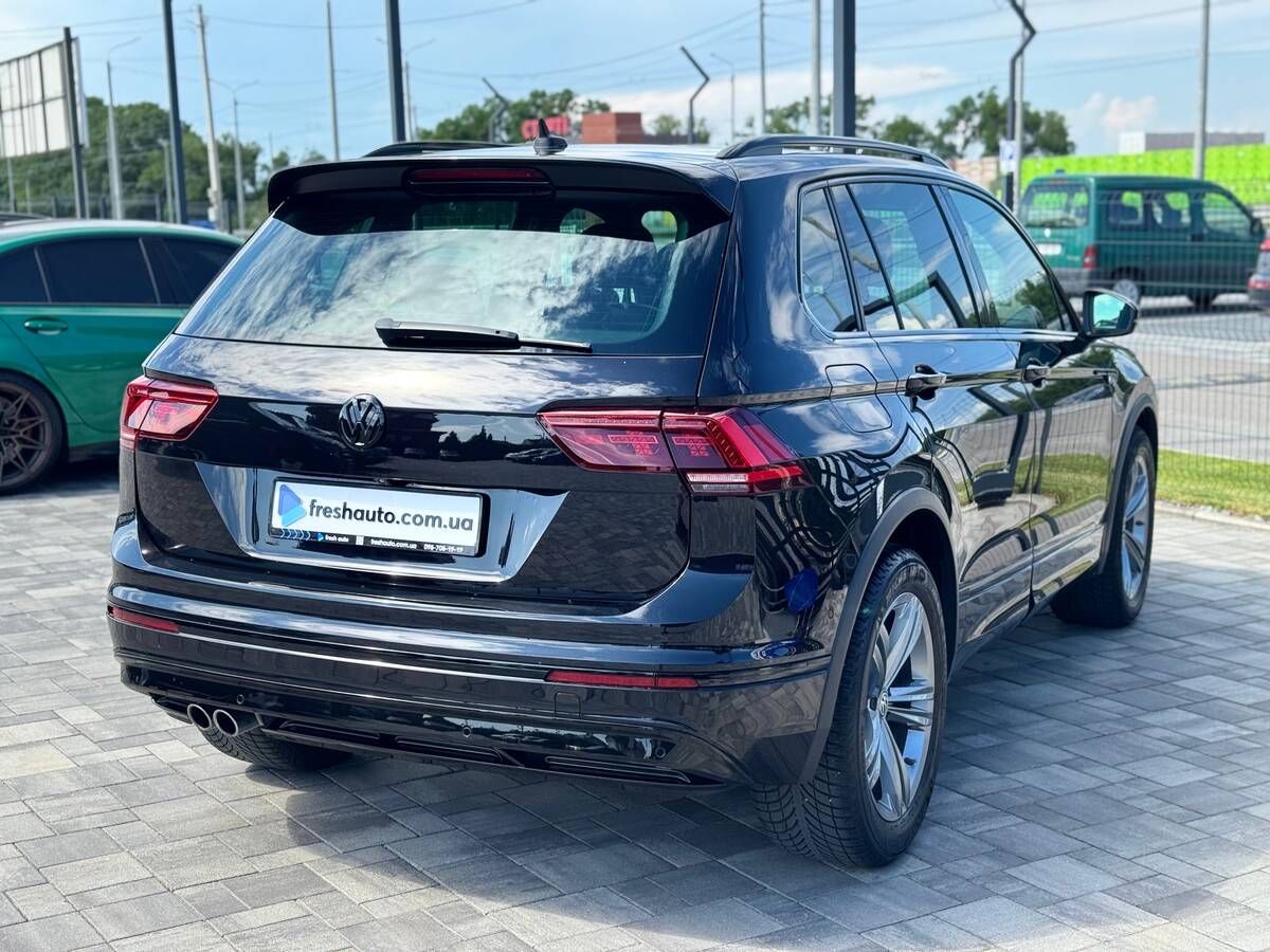 Volkswagen Tiguan 2019 - фреш авто