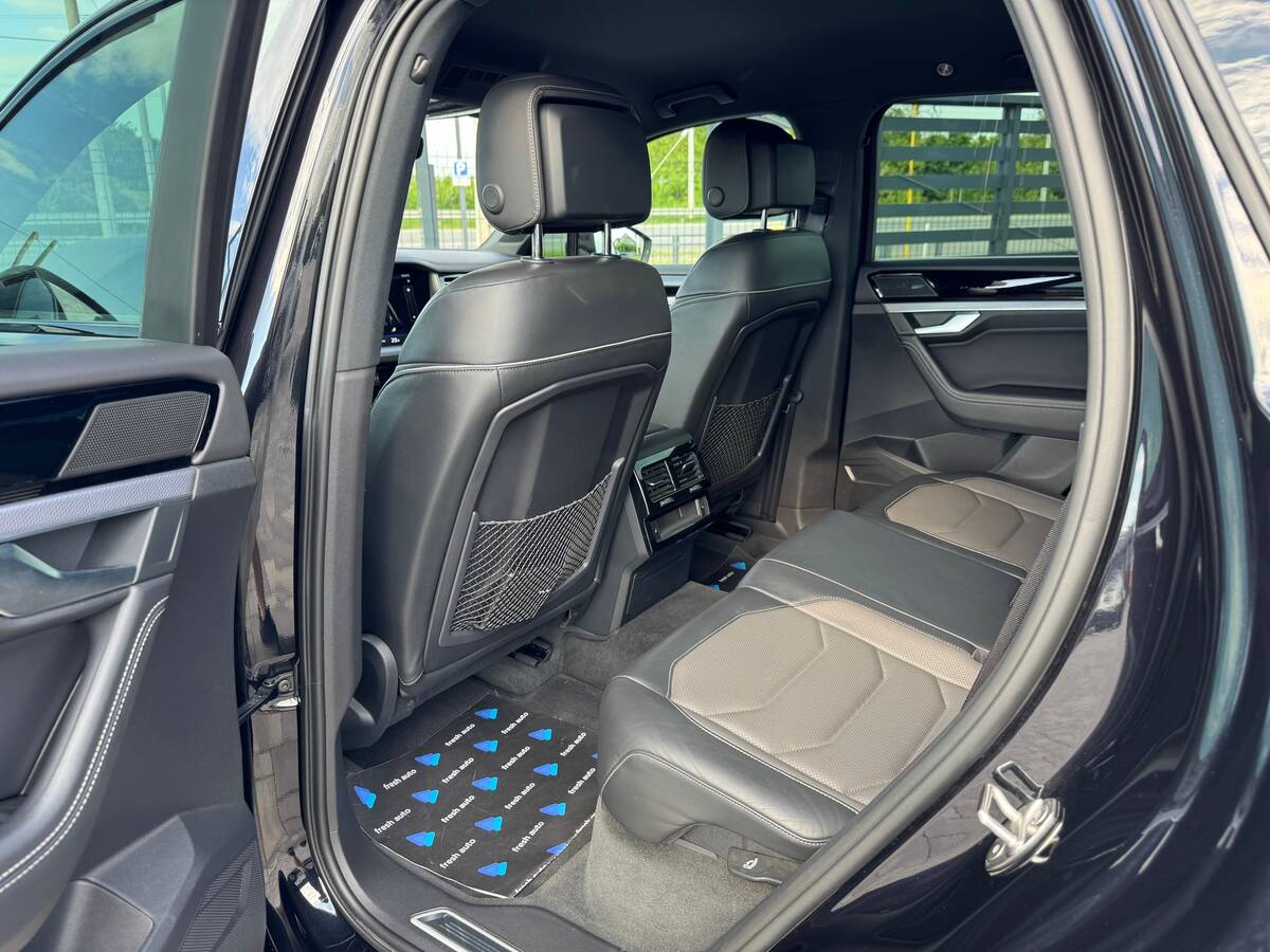 Volkswagen Touareg 2020 - Odometr: 180 thnd km