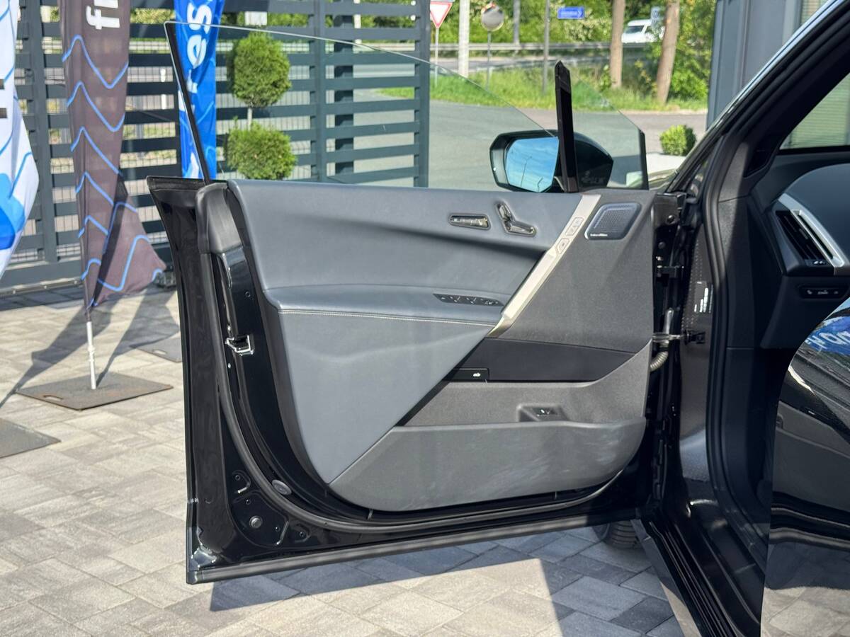 BMW IX M60 2023 - fresh auto