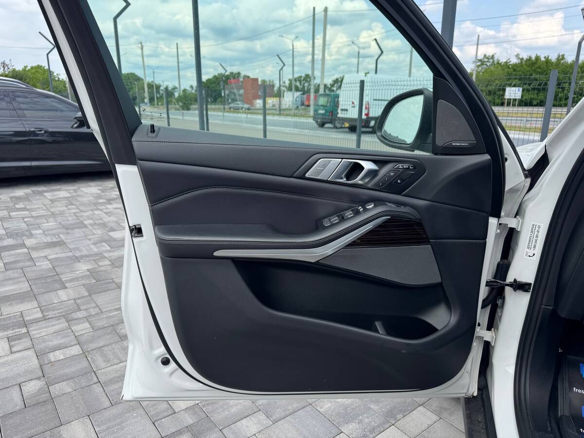 BMW X7 2020 - freshauto