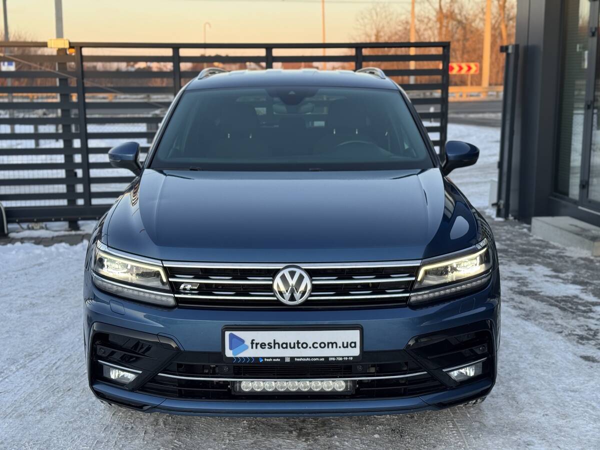 Volkswagen Tiguan 2018 - Країна: Швеція 