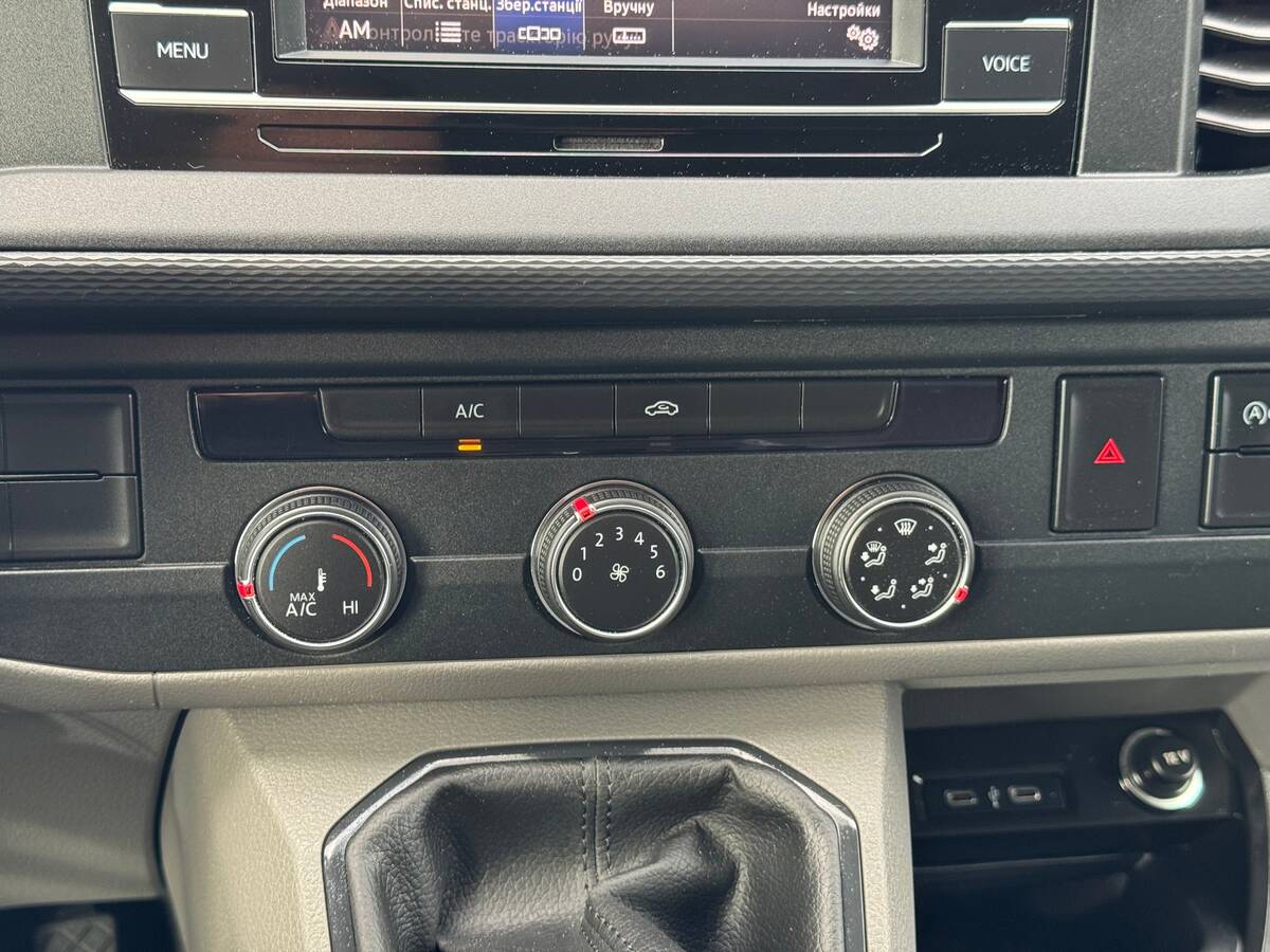 Volkswagen Transporter 2020 - HP: 150 HP