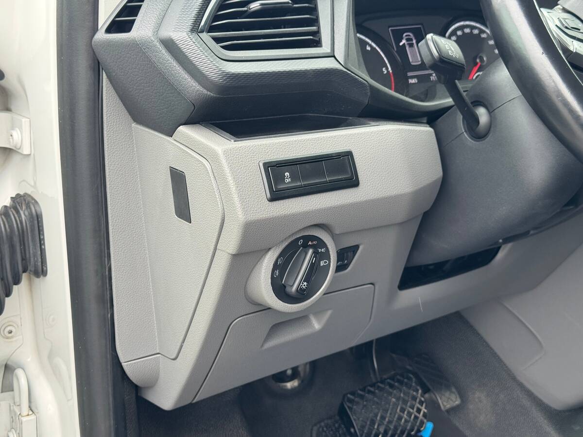 Volkswagen Transporter 2020 - freshauto