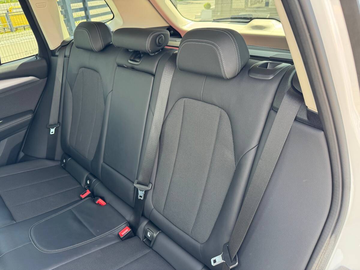 BMW X3 2021 - Потужність: 190 кс