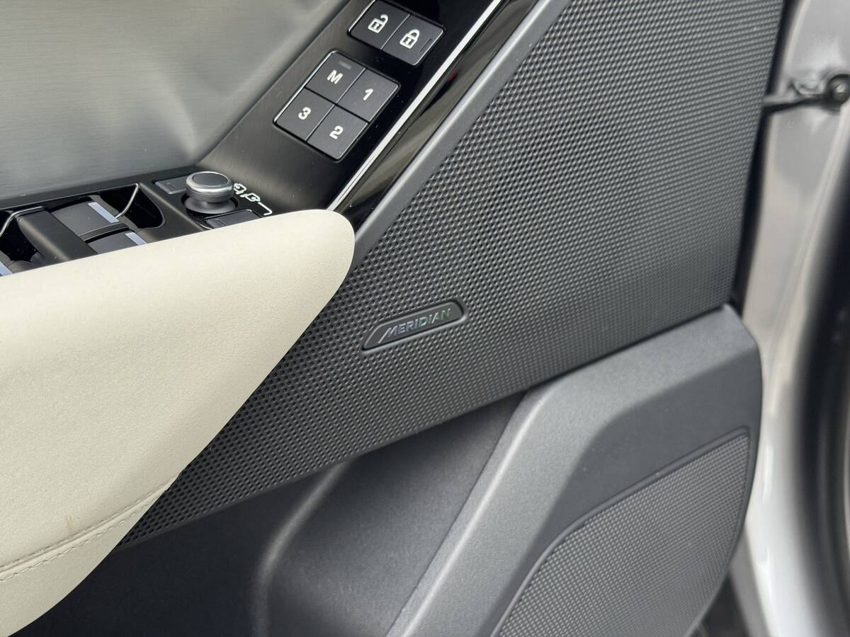 Land Rover Range Rover Velar 2022 - фреш авто рівне