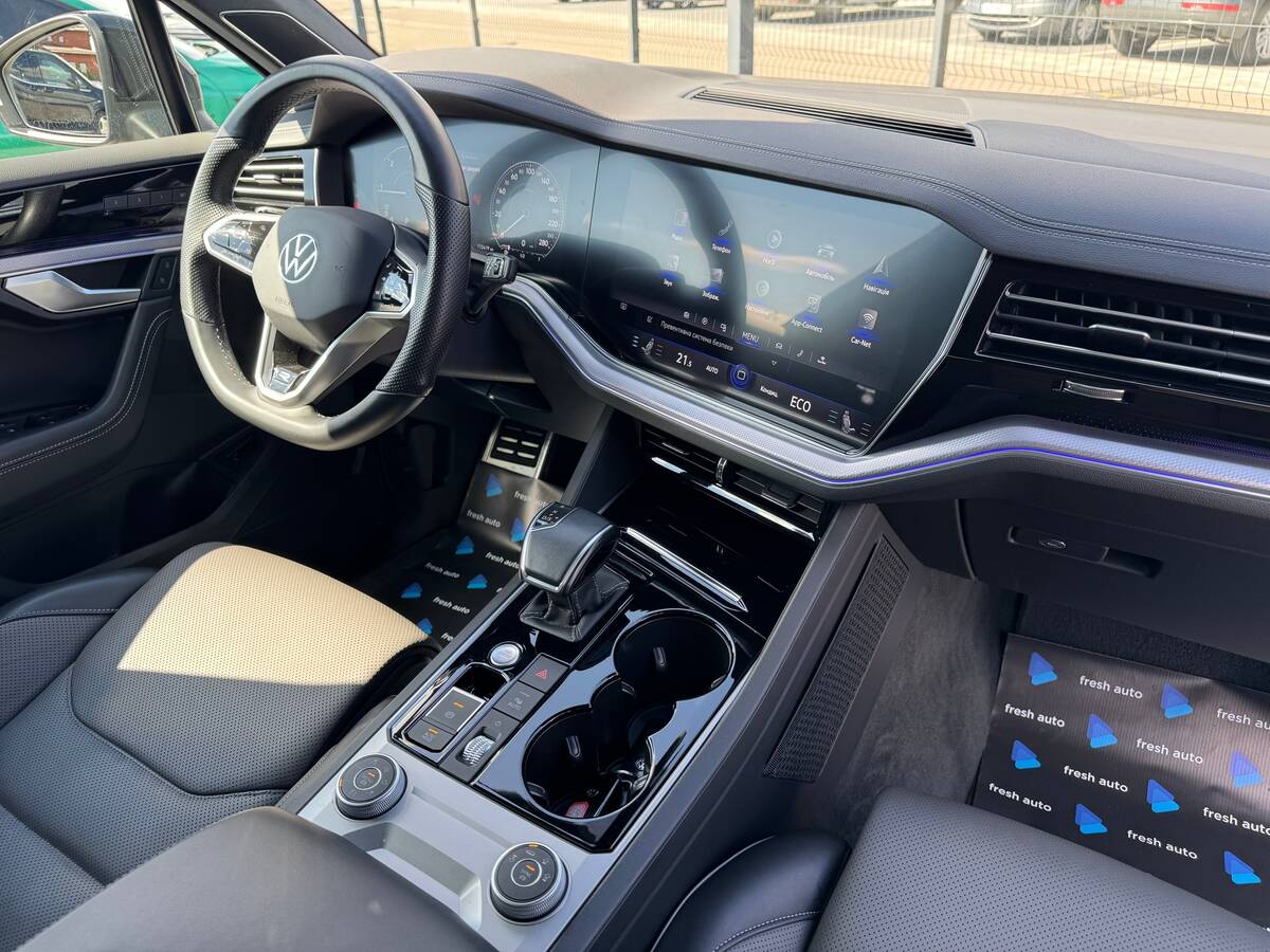 Volkswagen Touareg 2022 - Місцезнаходження: В Україні 