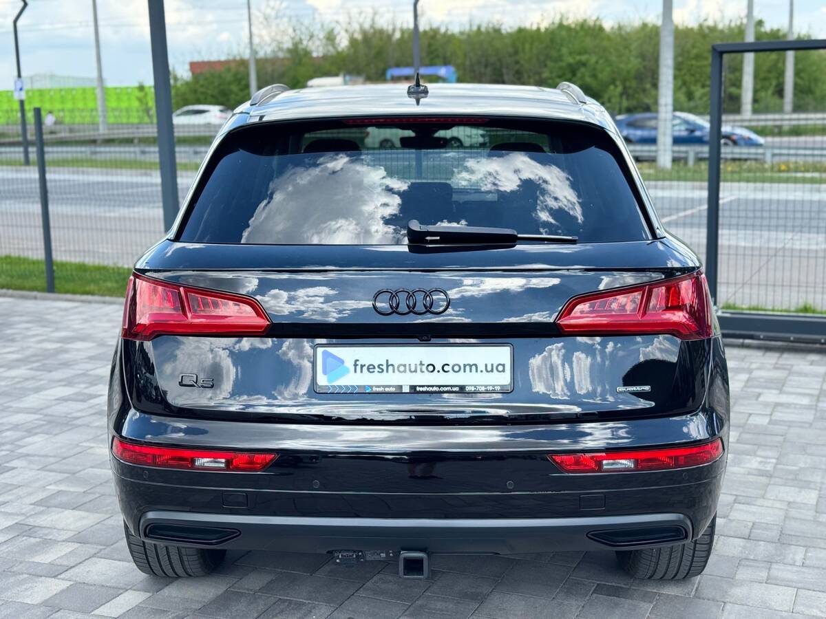 Audi Q5 2019 - Тип палива: Бензин 