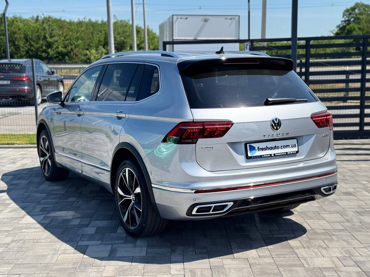 Volkswagen Tiguan Allspace 2022 - Об'єм двигуна: 2.0 л.