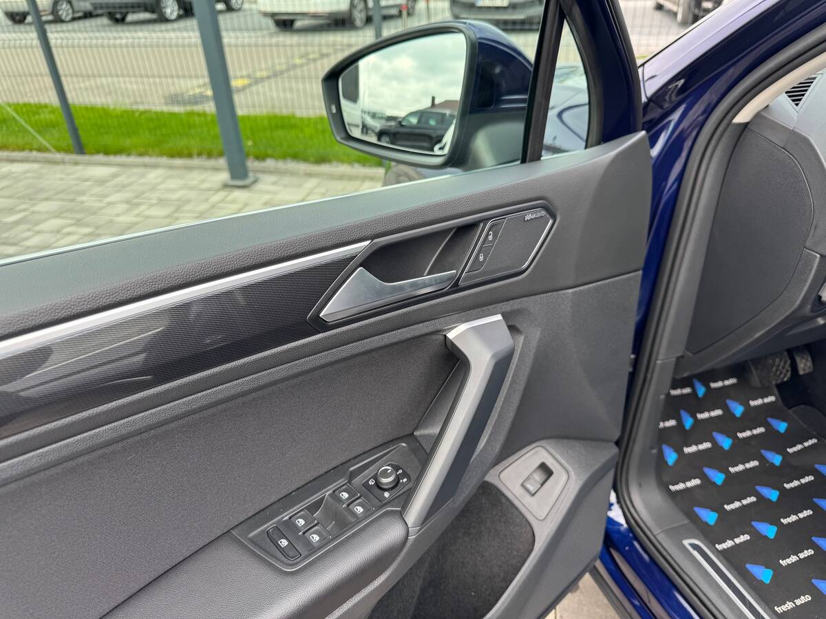 Volkswagen Tiguan 2019 - fresh auto