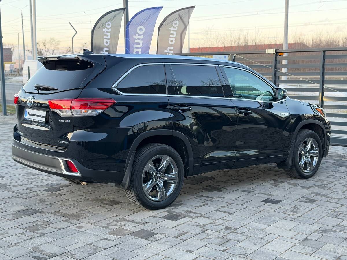 Toyota Highlander 2018 - Місцезнаходження: В Україні 