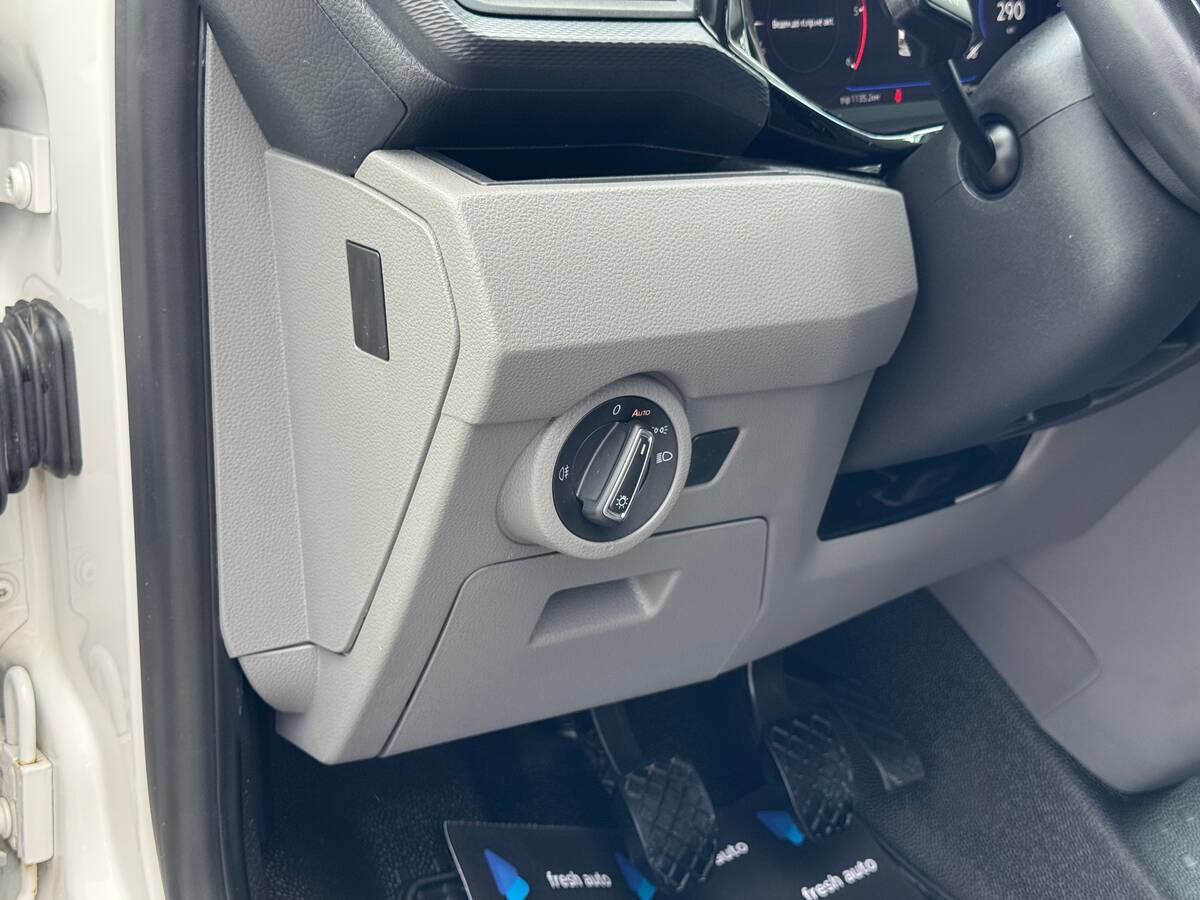 Volkswagen Transporter 2022 - фреш авто рівне