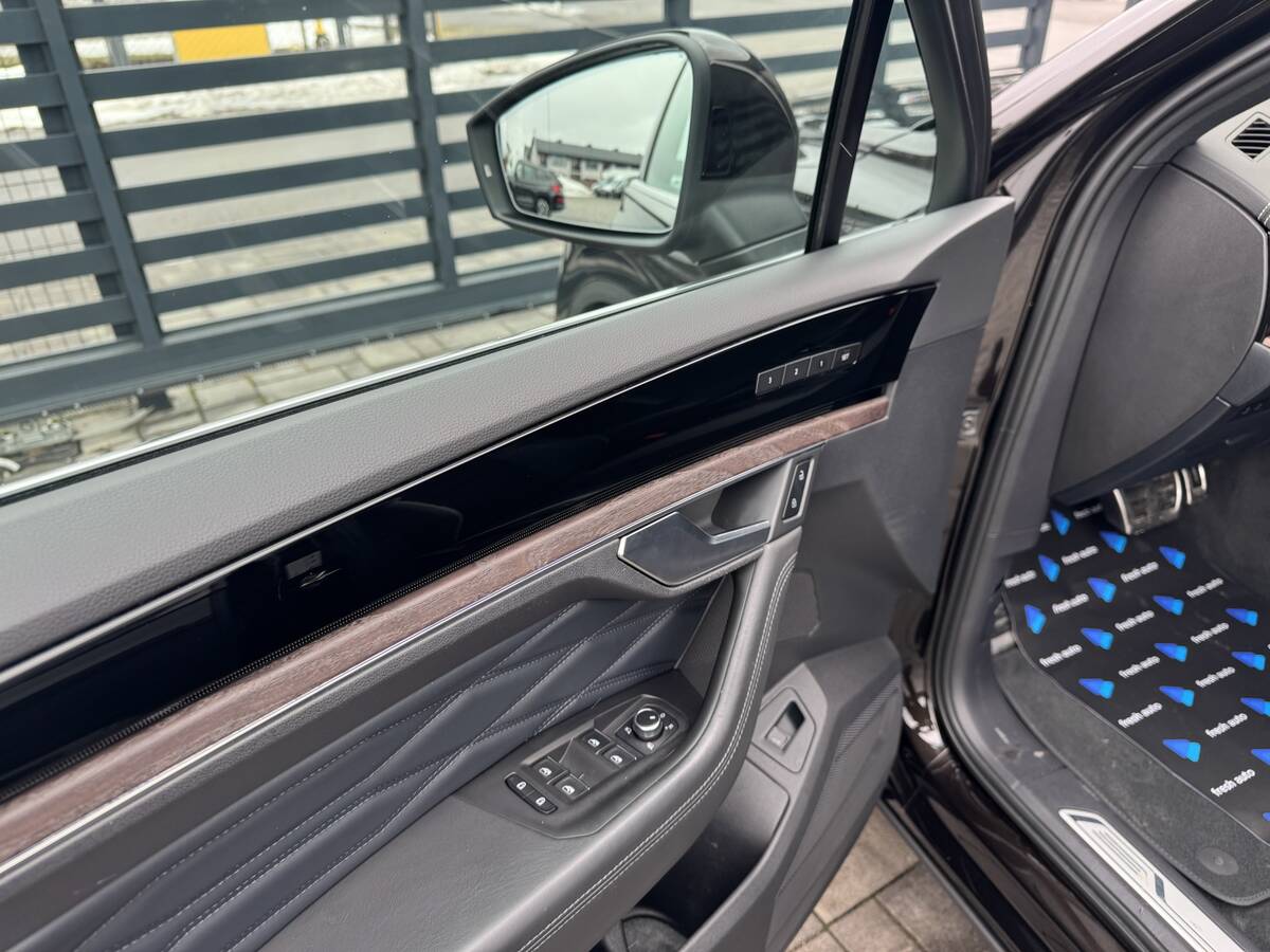 Volkswagen Touareg 2021 - fresh auto рівне
