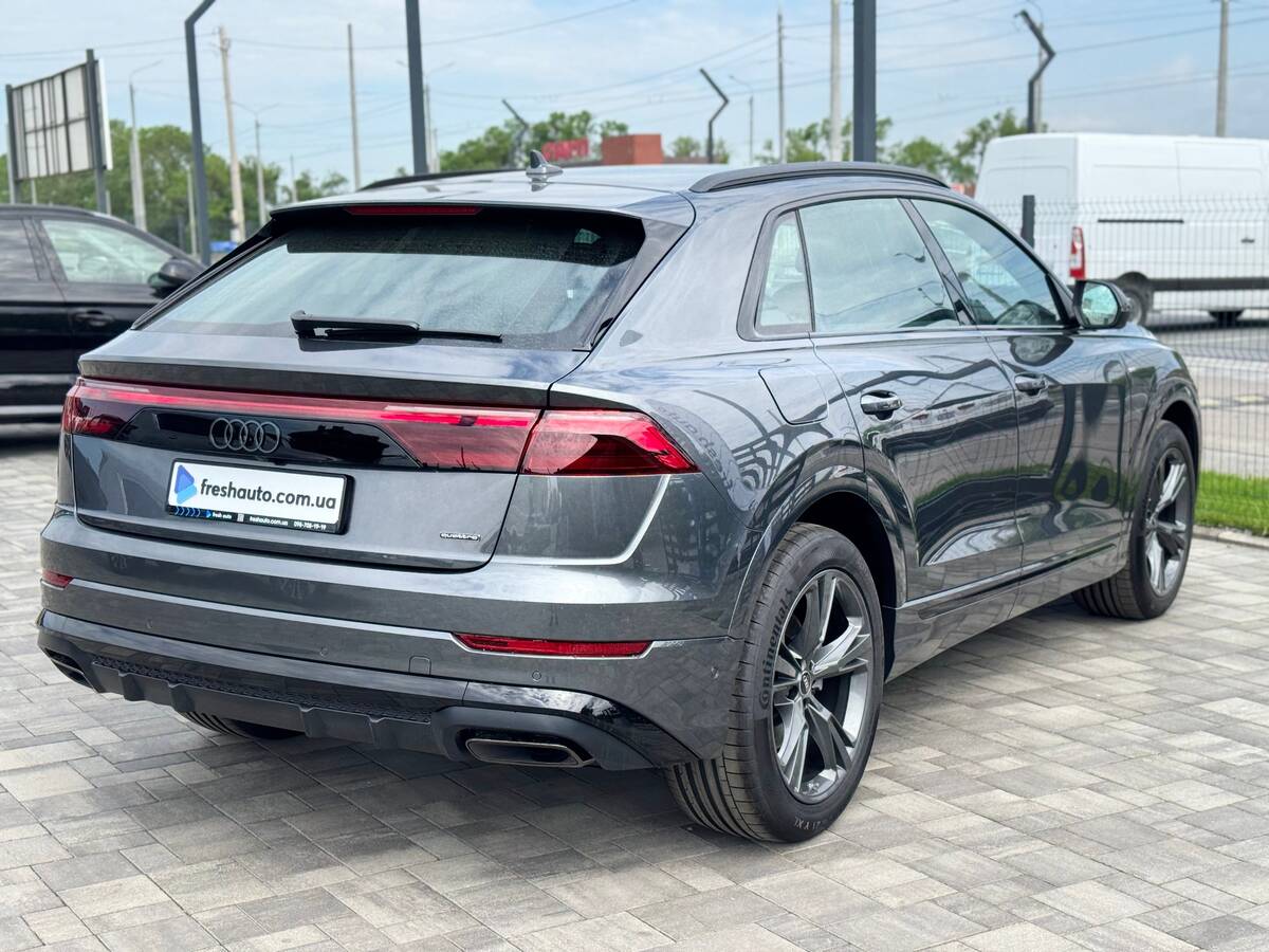 Audi Q8 2026 - fresh auto