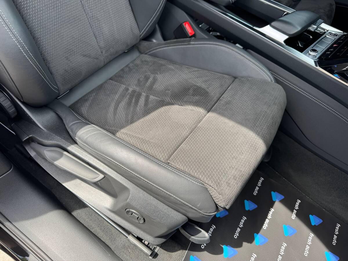 Audi e-tron 2021 - fresh avto