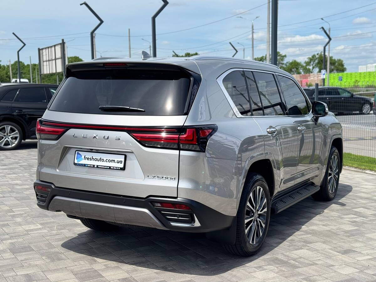 Lexus LX 2022 - фреш авто