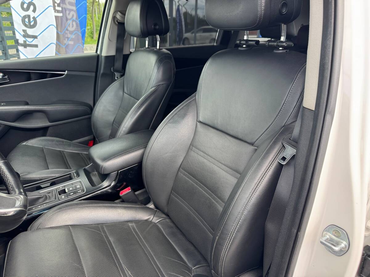 Kia Sorento 2016 - fresh avto